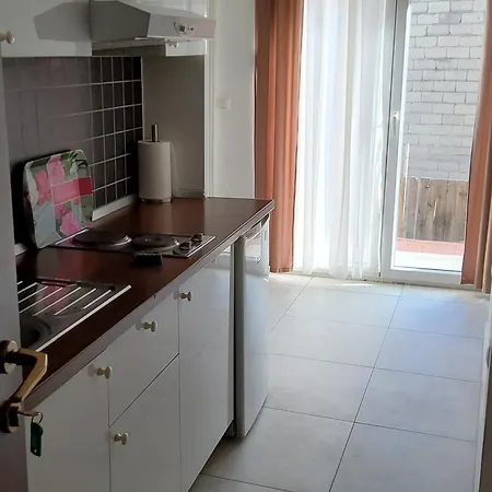 15 Apartment *